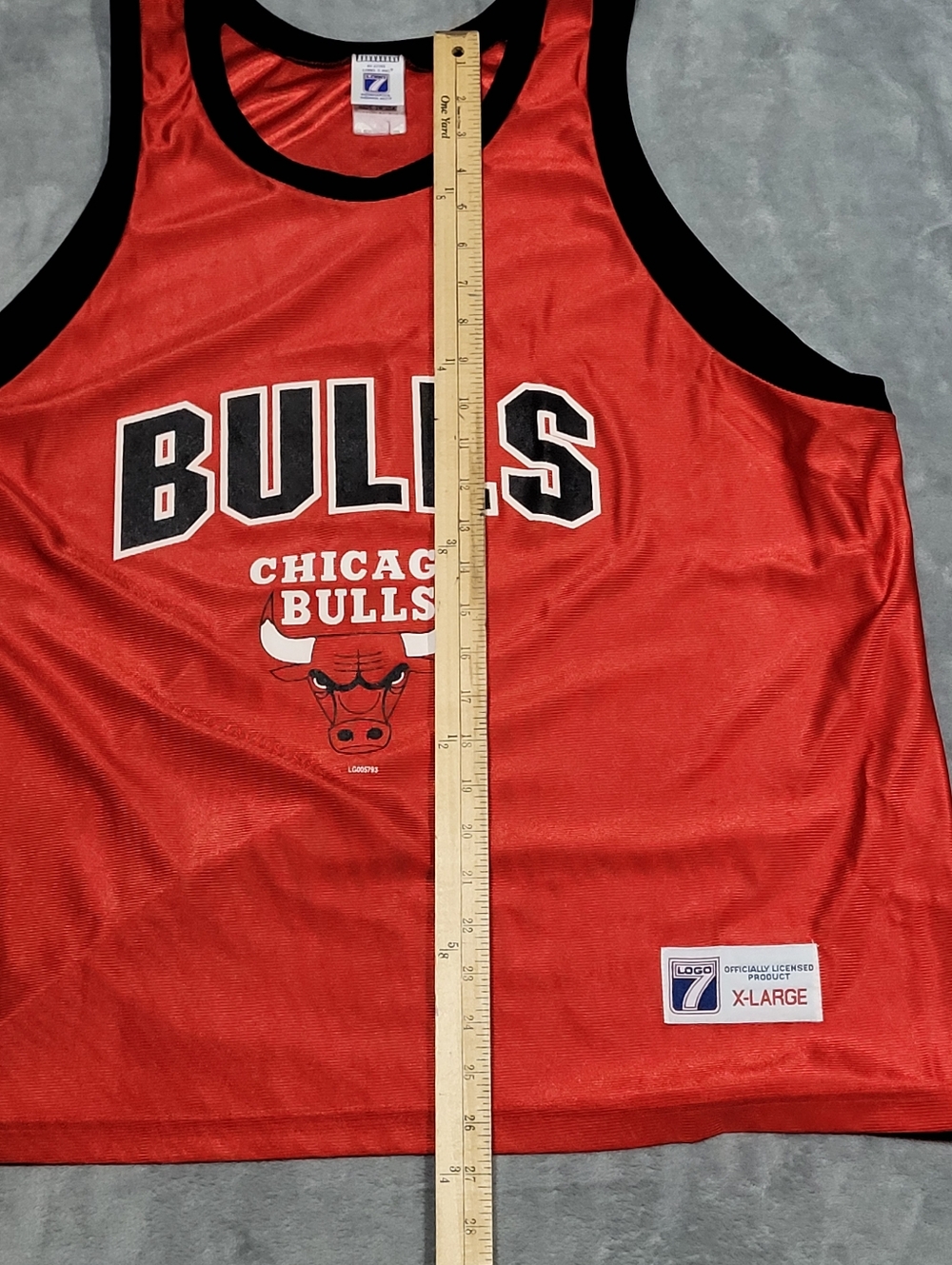 Vintage 90s NBA Chicago Bulls Logo 7 Red Basketball Practice Jersey Size X-Large - Picture 7 of 7
